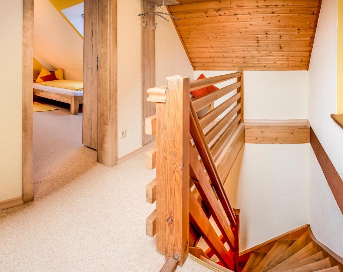 Bartlhof-Ferienwohnungen-Zimmer Burglengenfeld Exterior foto